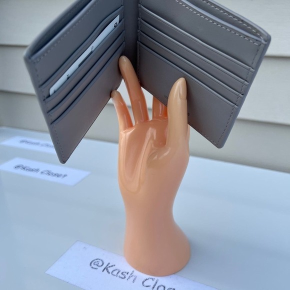 Michael Kors Cooper Mens Wallet Billfold Logo and Faux Leather - Black/Grey - Picture 3 of 6